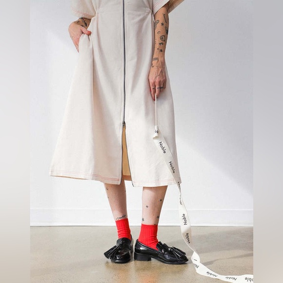 Noble Long Utility Dress in Oat Milk - Size M - Picture 3 of 5